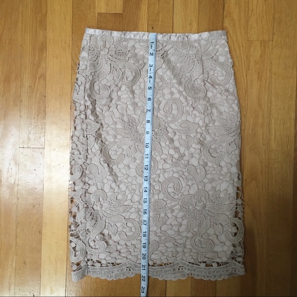 The Clothing Company Lace Pencil Skirt Size Small - Picture 6 of 7